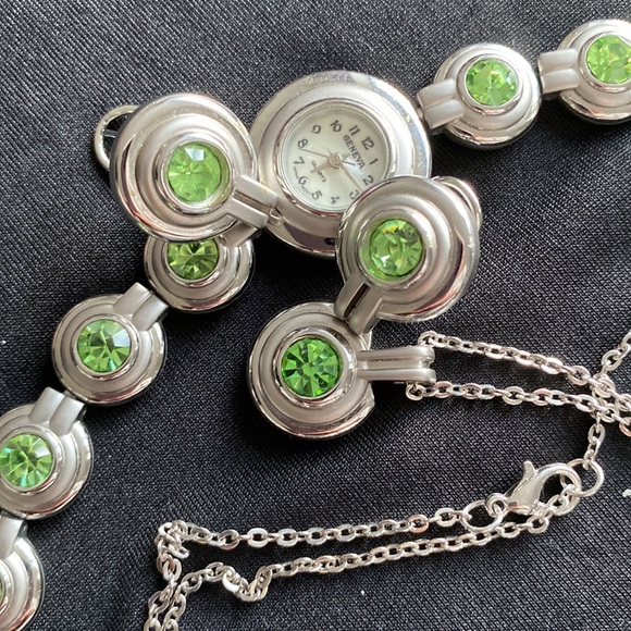 Vintage set of three items. Silver/emerald - Picture 2 of 2